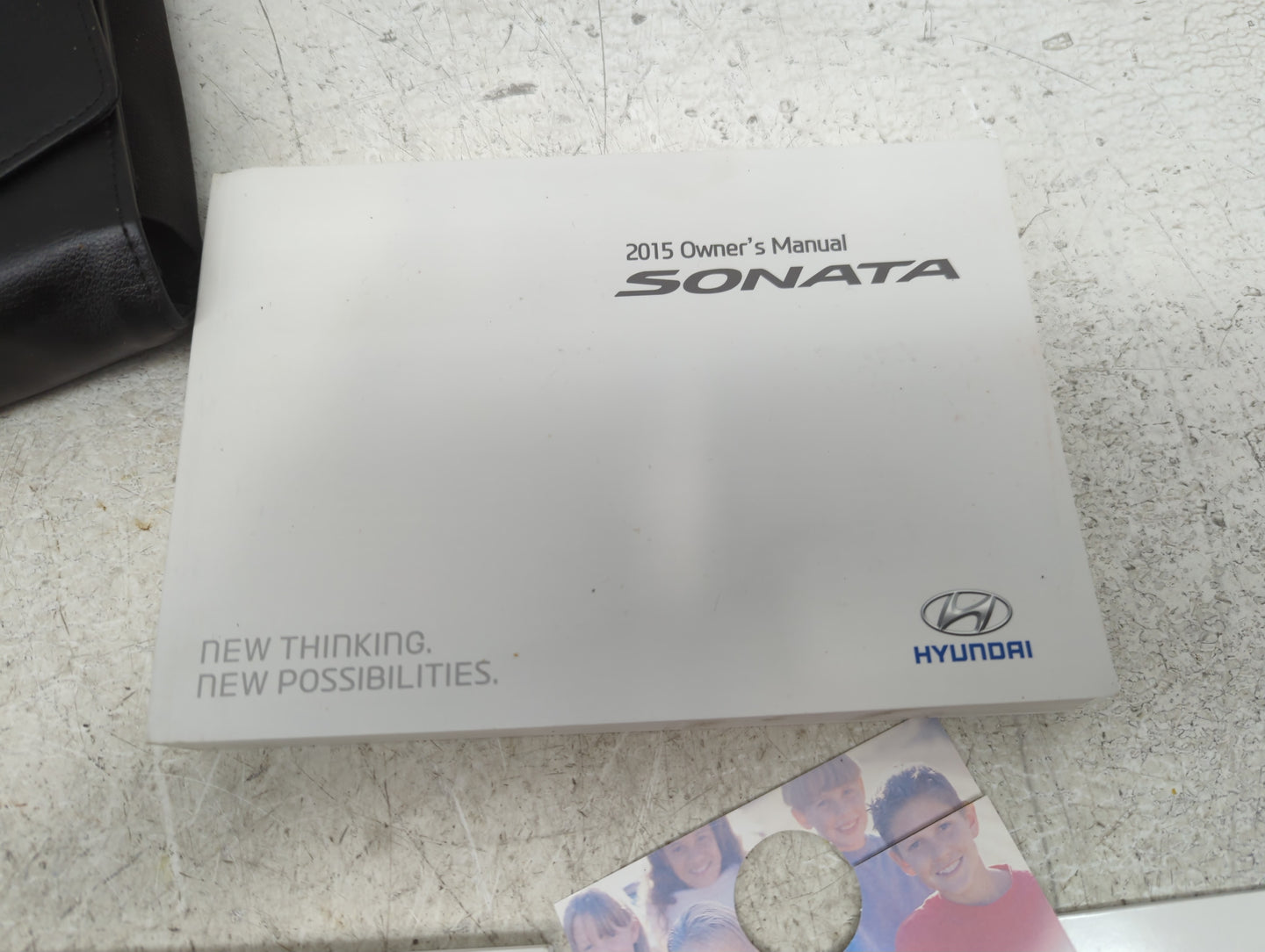 2015 Hyundai Sonata Owners Manual Book Guide P/N:FC10-EU40F OEM Used Auto Parts - Oemusedautoparts1.com