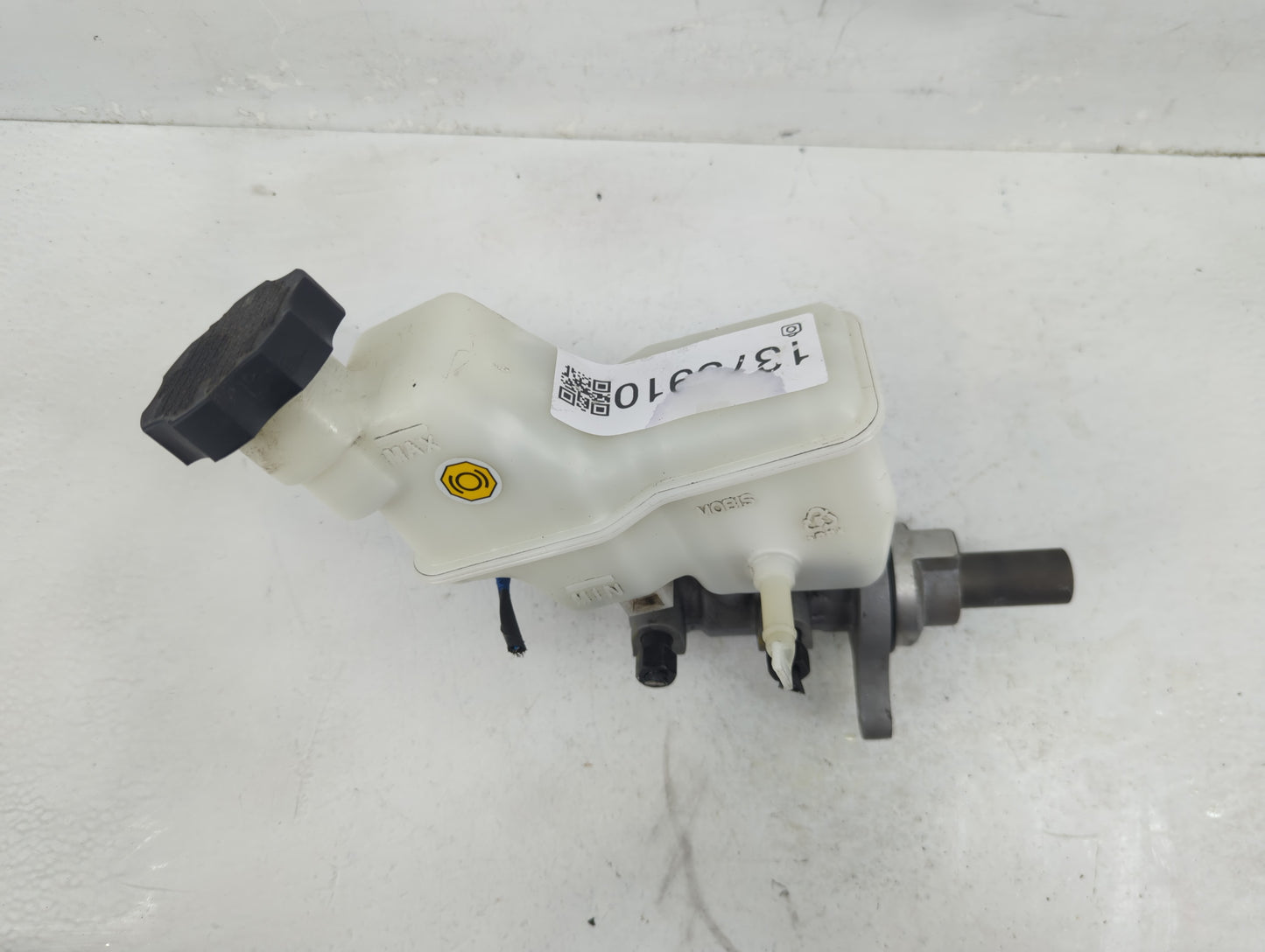 2015-2019 Hyundai Sonata Brake Master Cylinder - Oemusedautoparts1.com