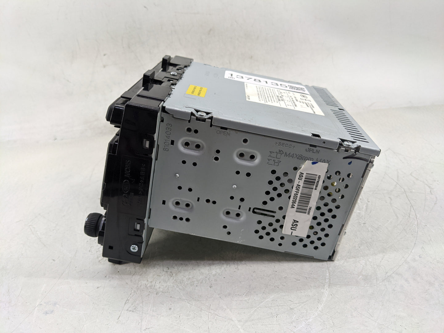 2015 Hyundai Sonata Radio AM FM Cd Player Receiver Replacement P/N:96170-C20004X Fits OEM Used Auto Parts - Oemusedautoparts