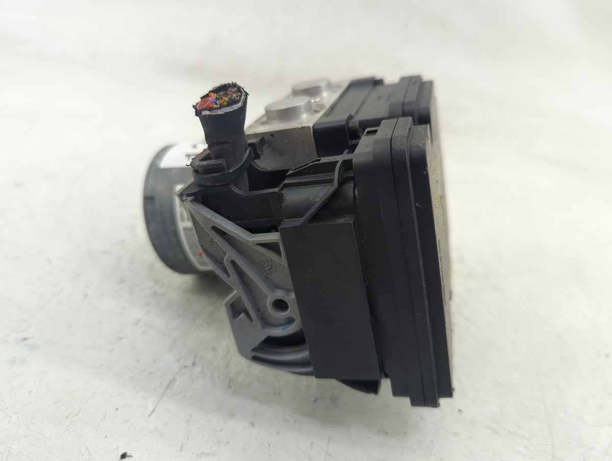 2015-2017 Hyundai Sonata Anti-Lock Brake ABS Pump Module Actuator OEM P/N:C2589-30500 Fits Fits 2015 2016 2017 OEM Used Auto