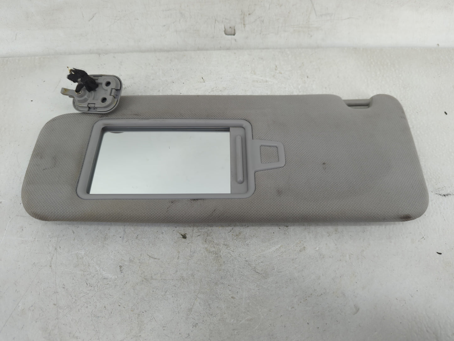 2015-2019 Hyundai Sonata Sun Visor Shade Replacement Driver Left Mirror Fits Fits 2015 2016 2017 2018 2019 OEM Used Auto Par