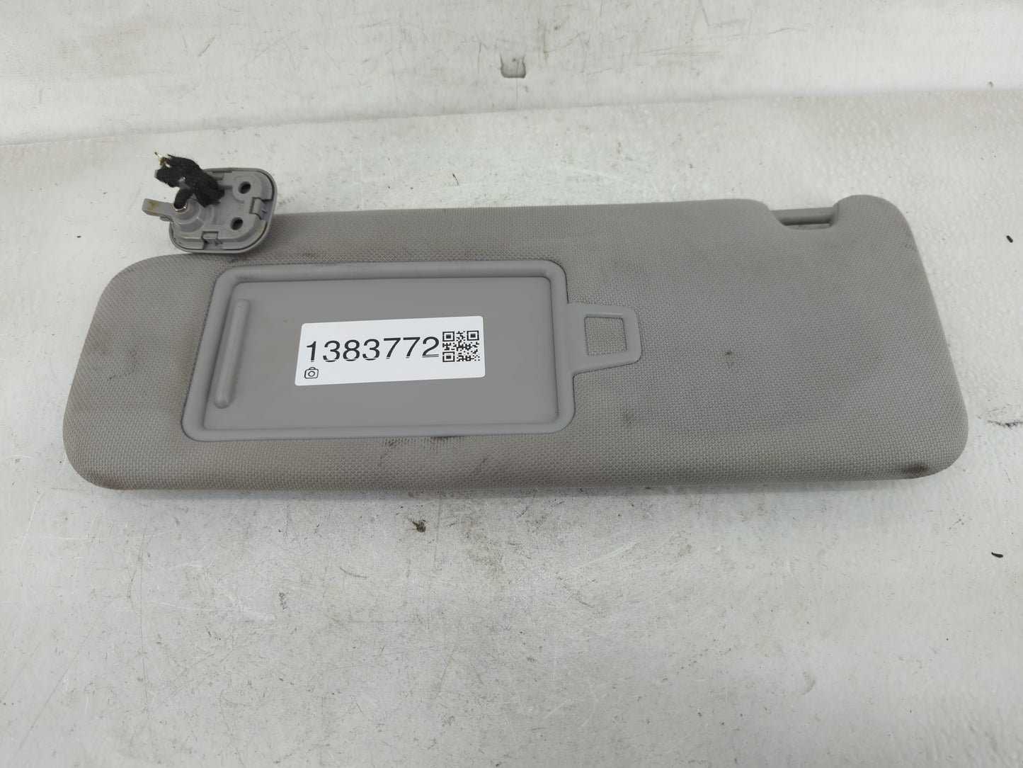 2015-2019 Hyundai Sonata Sun Visor Shade Replacement Driver Left Mirror Fits Fits 2015 2016 2017 2018 2019 OEM Used Auto Par