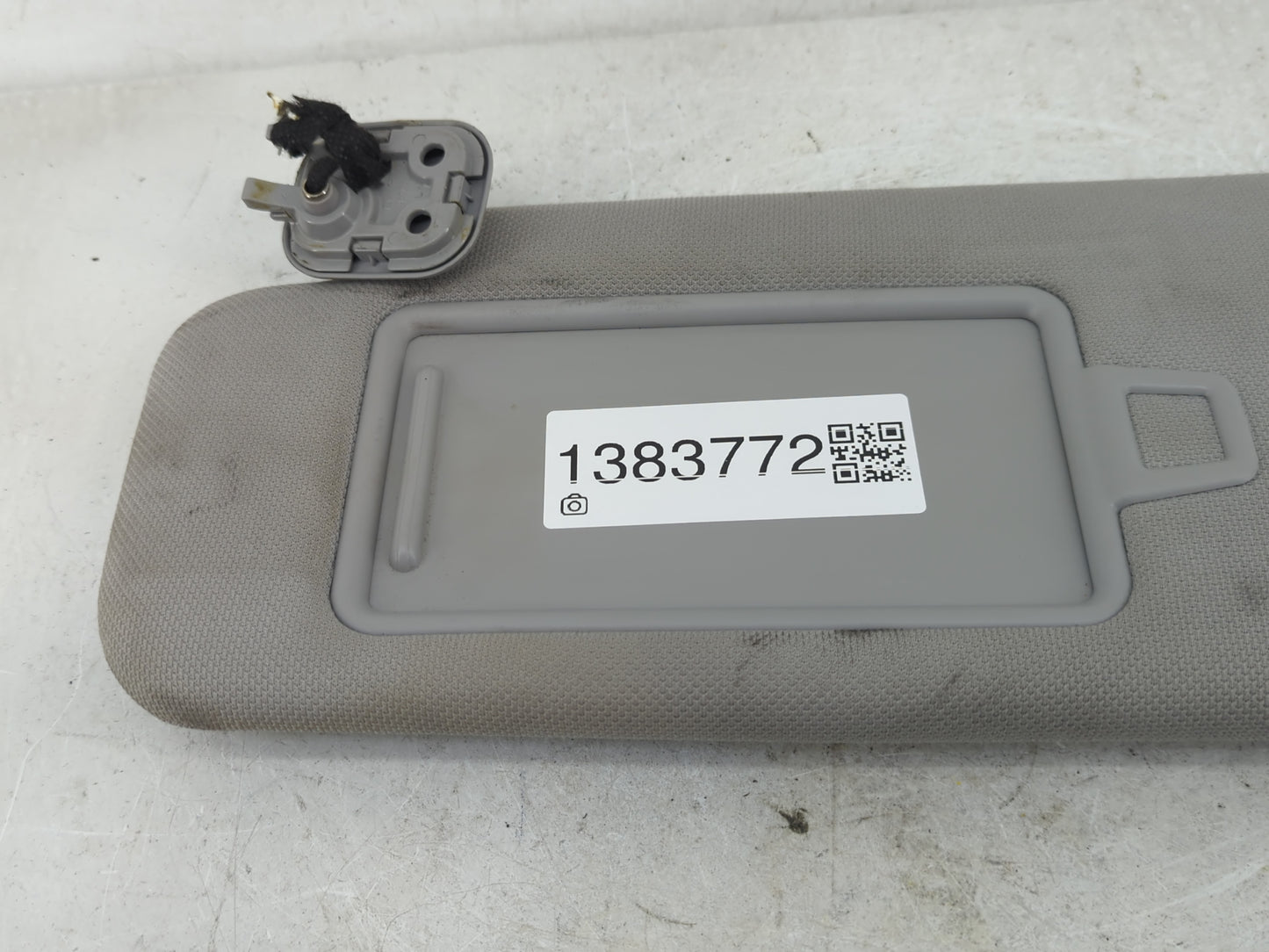 2015-2019 Hyundai Sonata Sun Visor Shade Replacement Driver Left Mirror Fits Fits 2015 2016 2017 2018 2019 OEM Used Auto Par