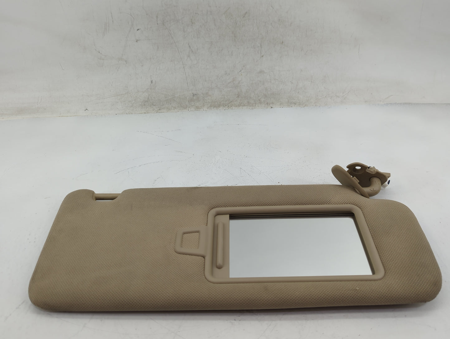 2015-2019 Hyundai Sonata Sun Visor Shade Replacement Driver Left Mirror Fits Fits 2015 2016 2017 2018 2019 OEM Used Auto Par
