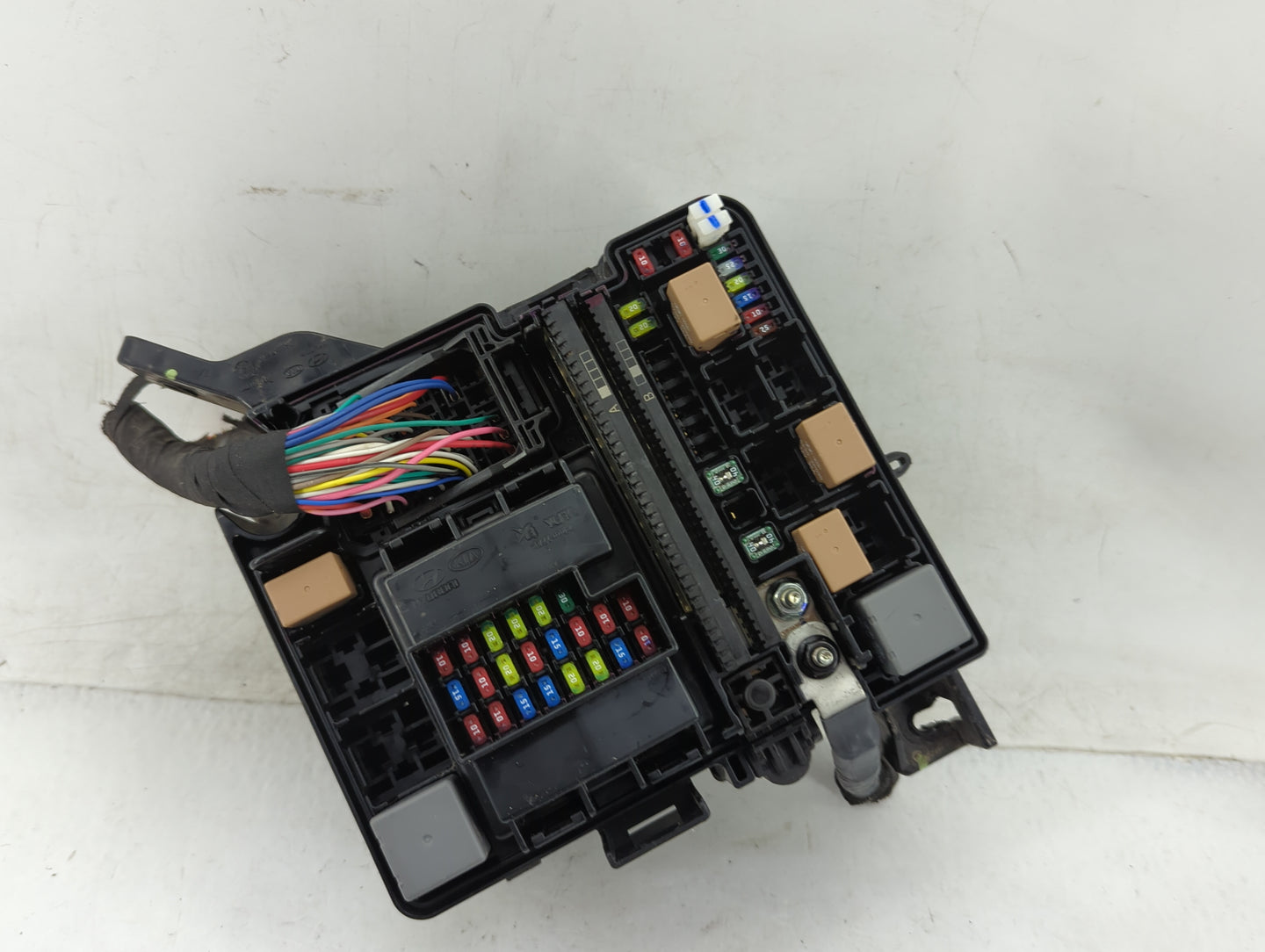 2015 Hyundai Sonata Fusebox Fuse Box Panel Relay Module P/N:91200C2010LA VS91200C2010LA Fits OEM Used Auto Parts - Oemusedau