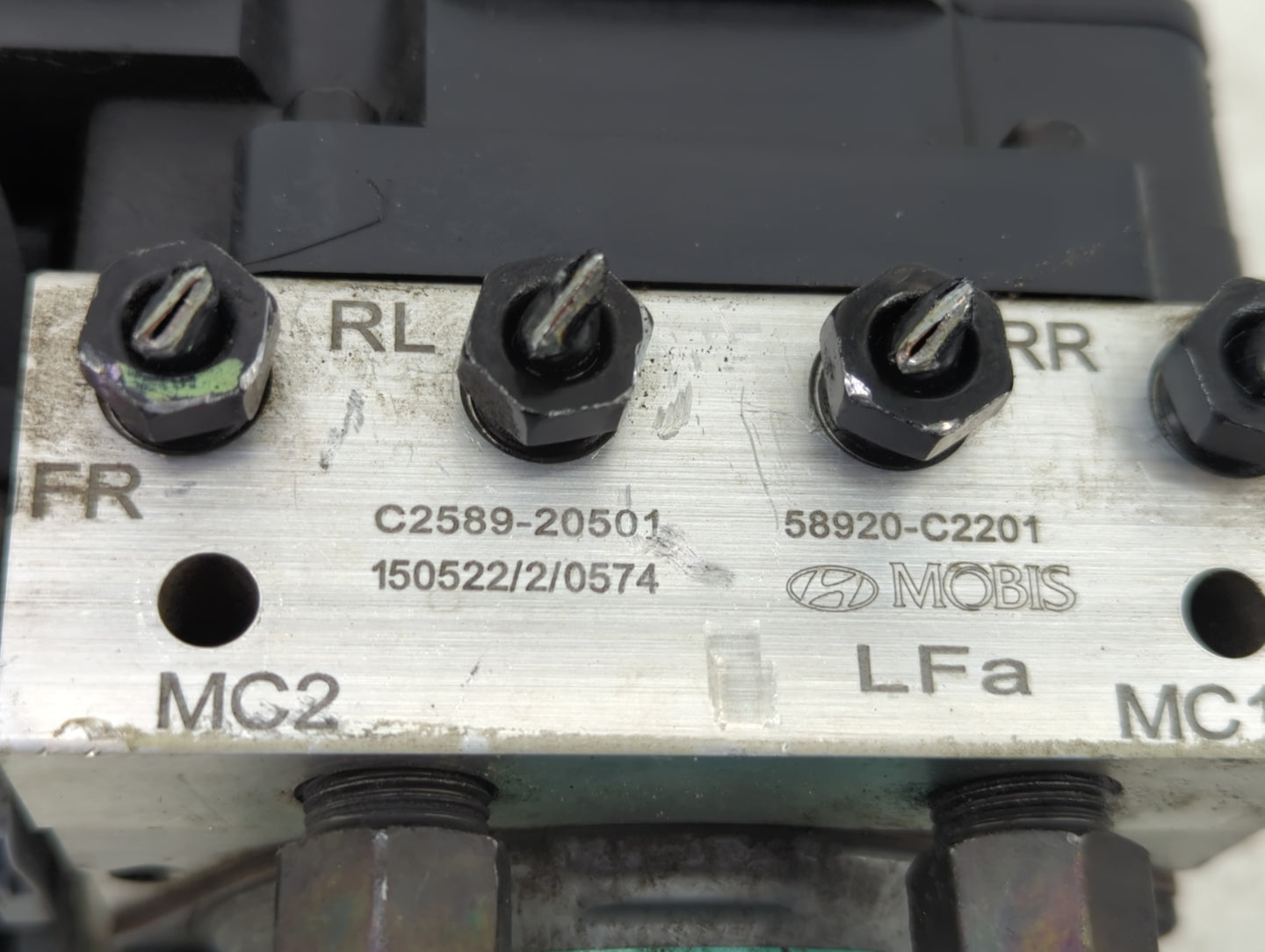2015-2017 Hyundai Sonata ABS Pump Control Module Replacement P/N:58920-C2201 C2589-20501, 58920-C2200 Fits Fits 2015 2016 20