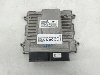 compare product 2015-2017 Hyundai Sonata PCM Engine Control Computer ECU ECM PCU OEM P/N:39111-2GGL5 39101-2GGL5 Fits Fits 2015 2016 2017 OEM Used Auto Parts