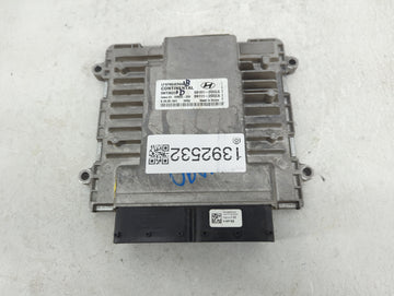 2015-2017 Hyundai Sonata PCM Engine Control Computer ECU ECM PCU OEM P/N:39111-2GGL5 39101-2GGL5 Fits Fits 2015 2016 2017 OE