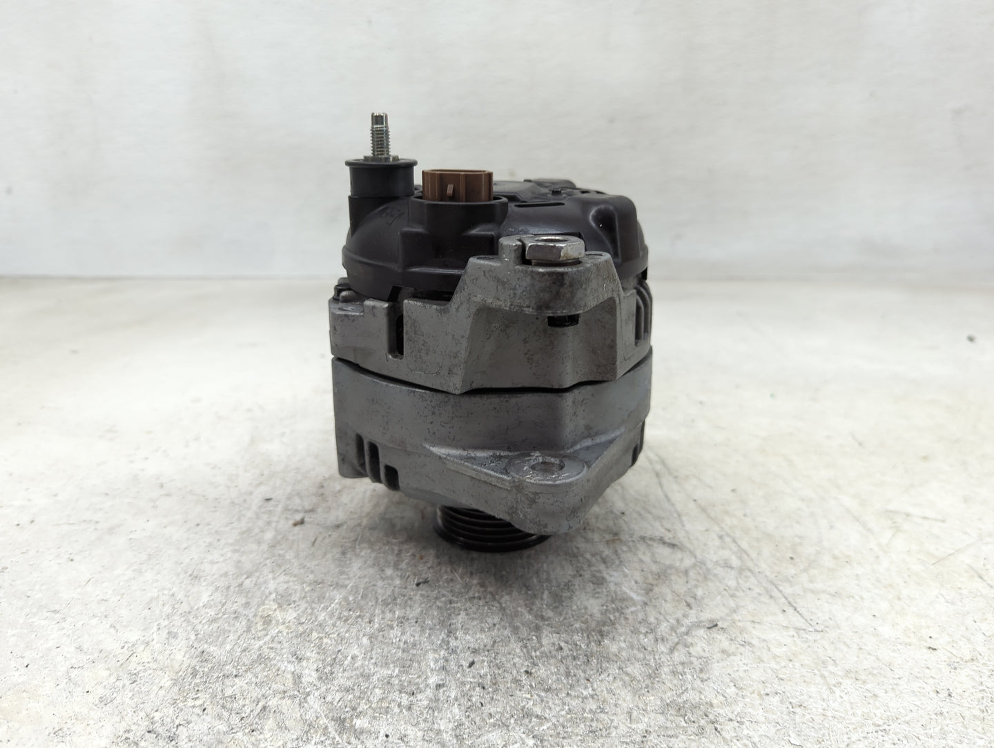 2015-2019 Hyundai Sonata Alternator Replacement Generator Charging Assembly Engine OEM P/N:37300-2G61 Fits OEM Used Auto Par