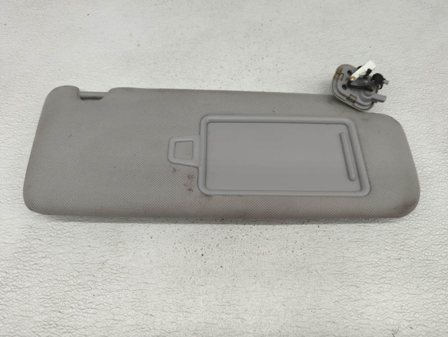 2015-2019 Hyundai Sonata Sun Visor Shade Replacement Passenger Right Mirror Fits Fits 2015 2016 2017 2018 2019 OEM Used Auto