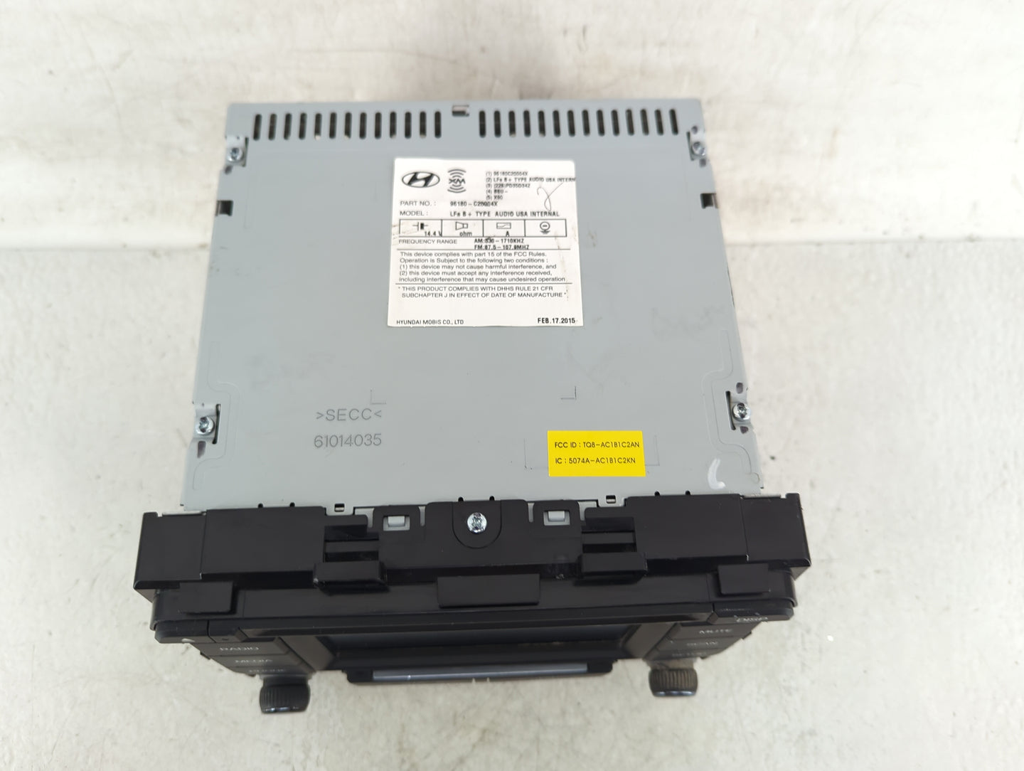 2015-2017 Hyundai Sonata Radio AM FM Cd Player Receiver Replacement P/N:96180-C20004X Fits Fits 2015 2016 2017 OEM Used Auto