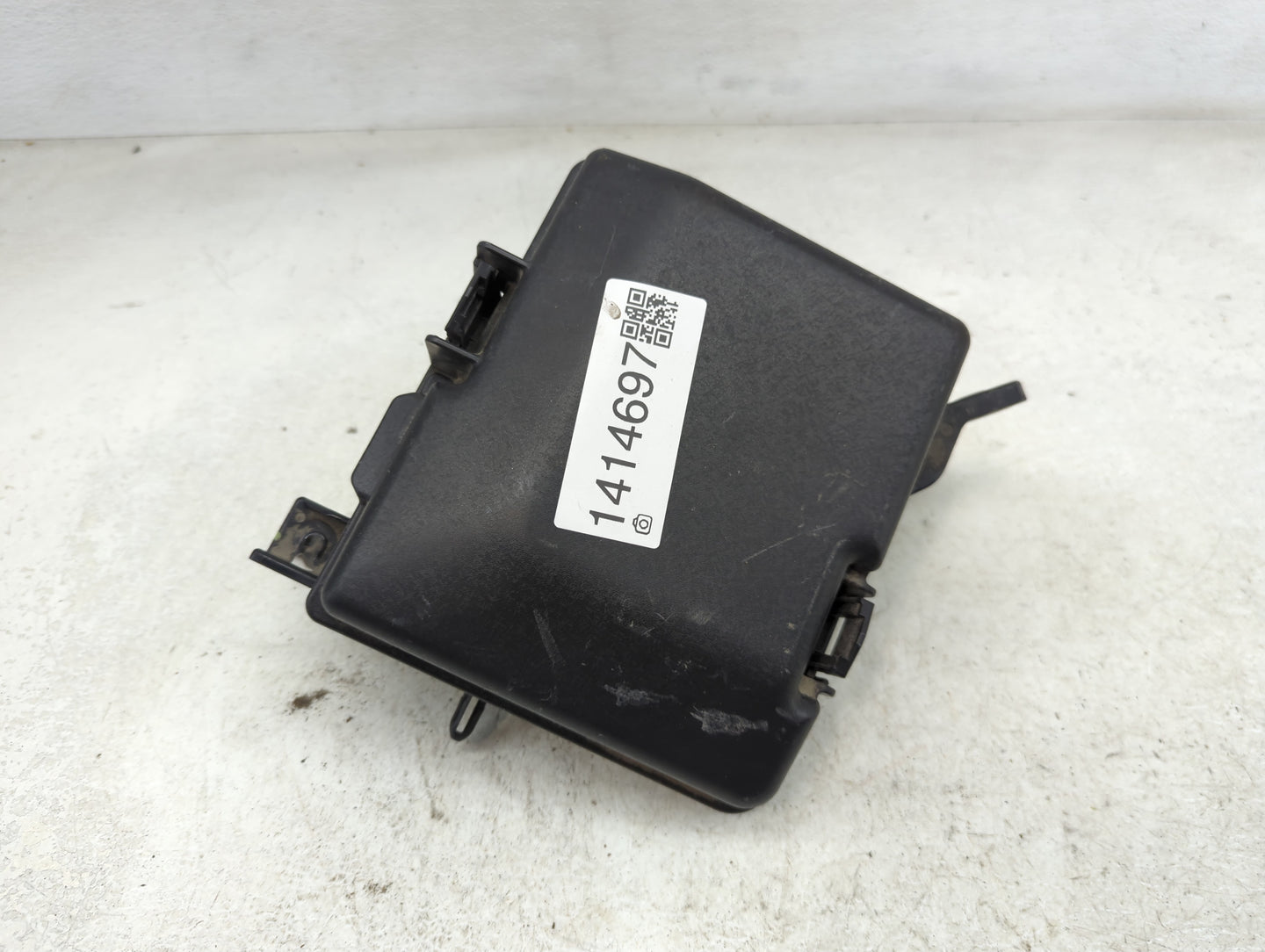 2015 Hyundai Sonata Fusebox Fuse Box Panel Relay Module P/N:91950-C1820 Fits OEM Used Auto Parts - Oemusedautoparts1.com
