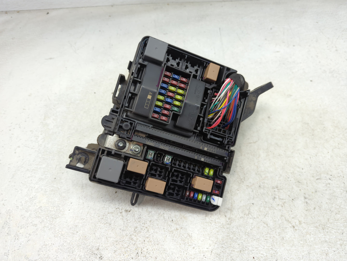 2015 Hyundai Sonata Fusebox Fuse Box Panel Relay Module P/N:91950-C1820 Fits OEM Used Auto Parts - Oemusedautoparts1.com