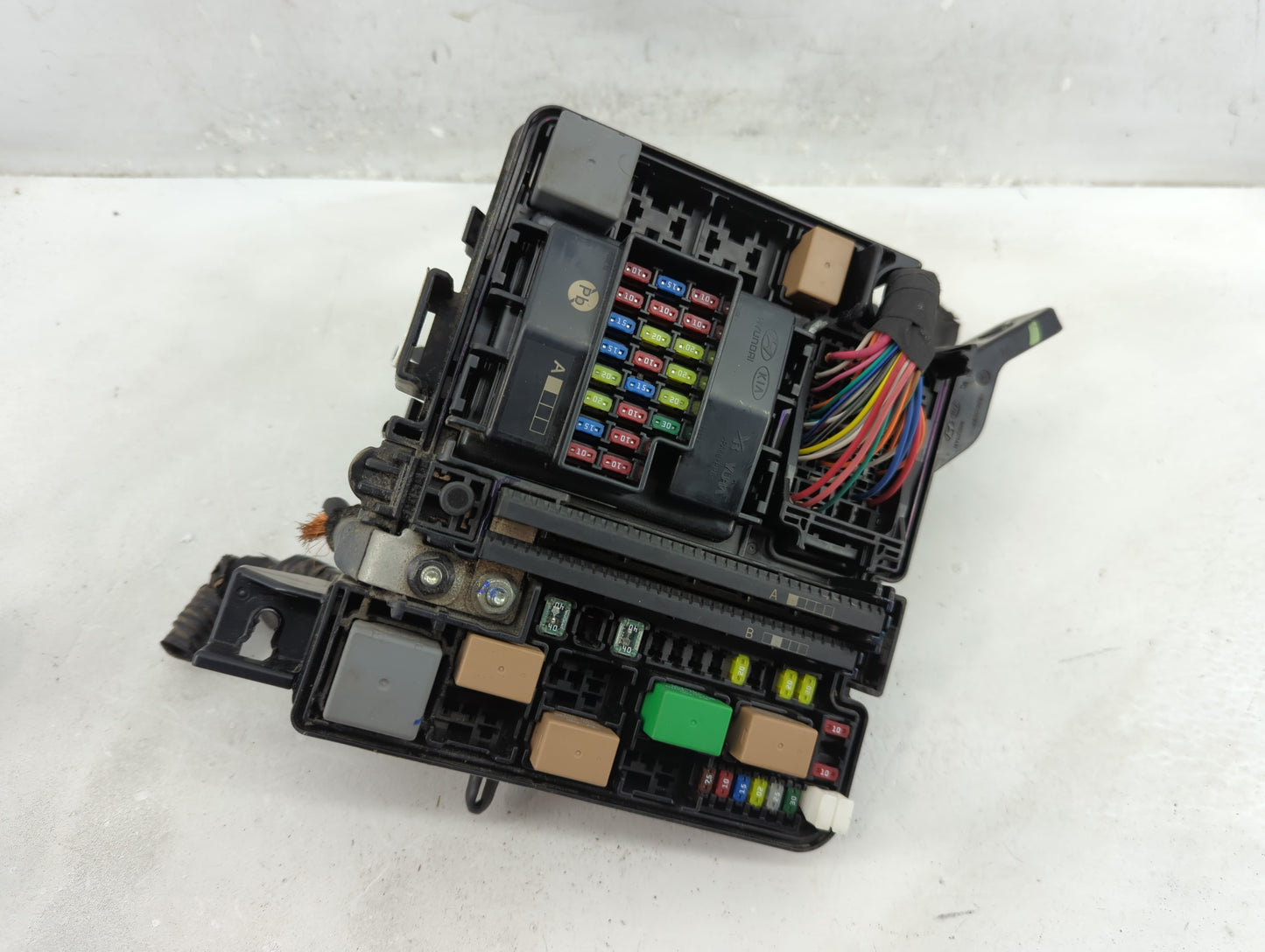 2015 Hyundai Sonata Fusebox Fuse Box Panel Relay Module P/N:91950-C1820 Fits OEM Used Auto Parts - Oemusedautoparts1.com