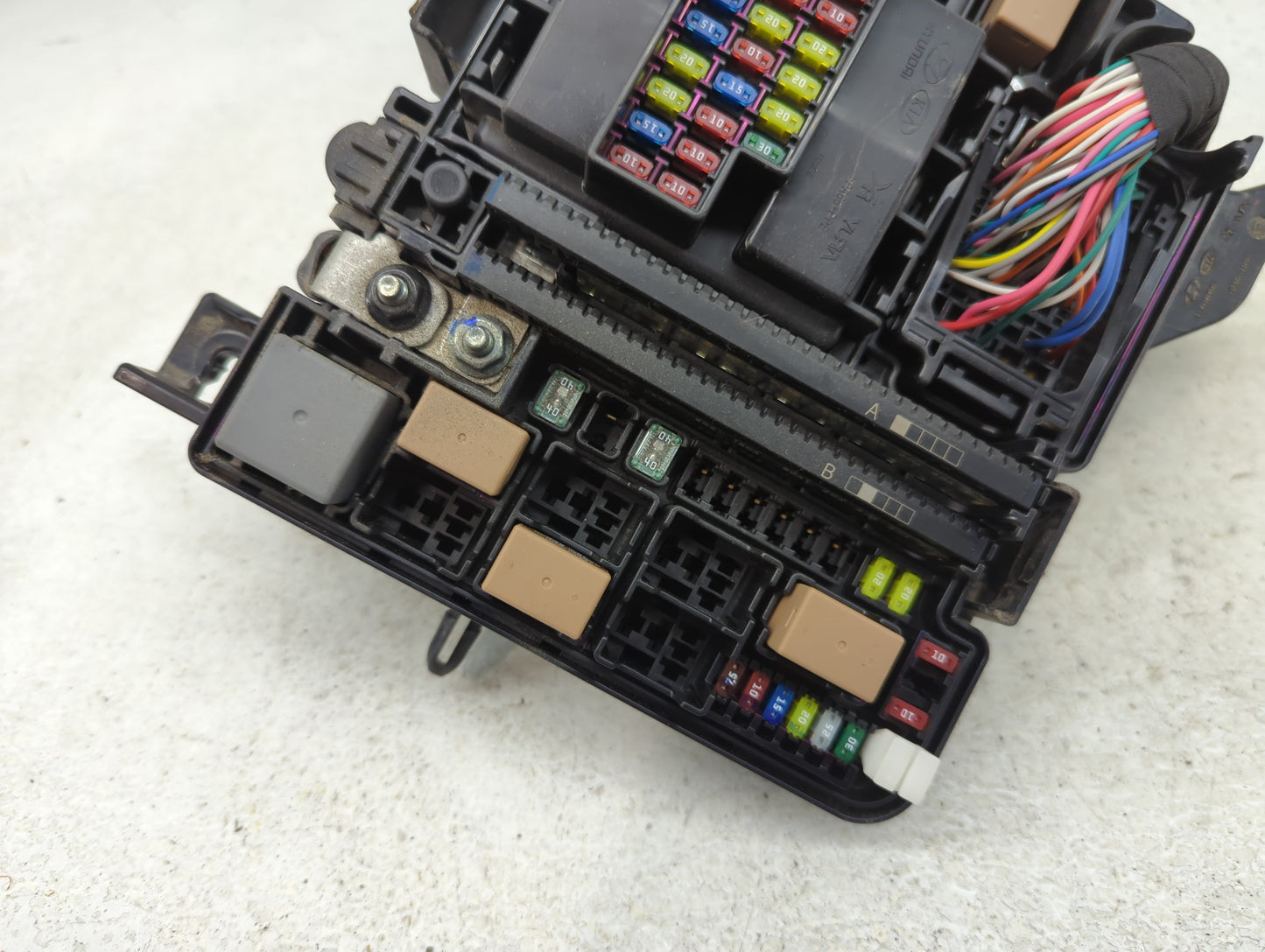 2015 Hyundai Sonata Fusebox Fuse Box Panel Relay Module P/N:6423-0102-7-000 Fits OEM Used Auto Parts - Oemusedautoparts1.com