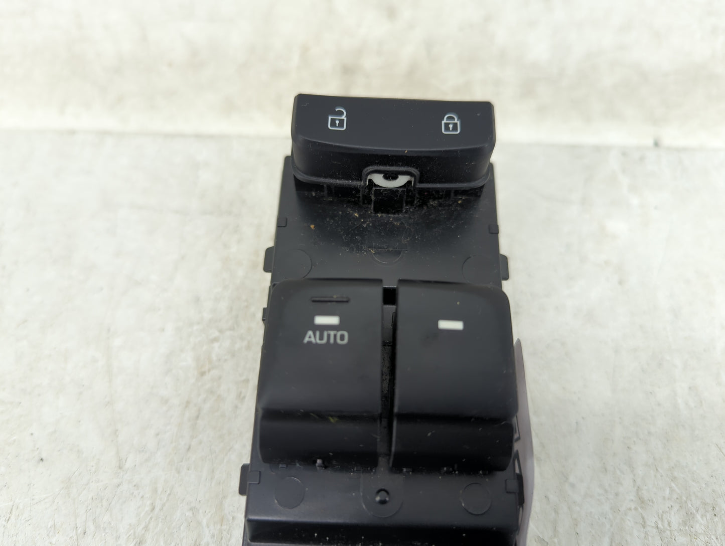 2015-2017 Hyundai Sonata Master Power Window Switch Replacement Driver Side Left P/N:93570C1000 Fits Fits 2015 2016 2017 OEM