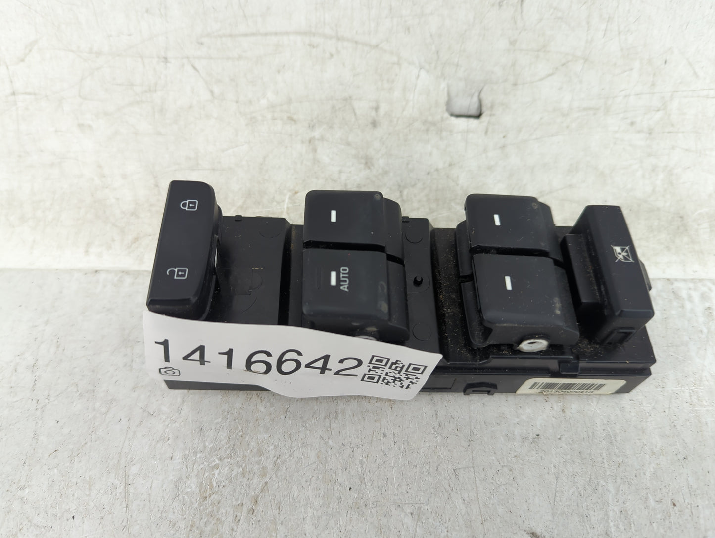 2015-2017 Hyundai Sonata Master Power Window Switch Replacement Driver Side Left P/N:93570-C1000 Fits Fits 2015 2016 2017 OE