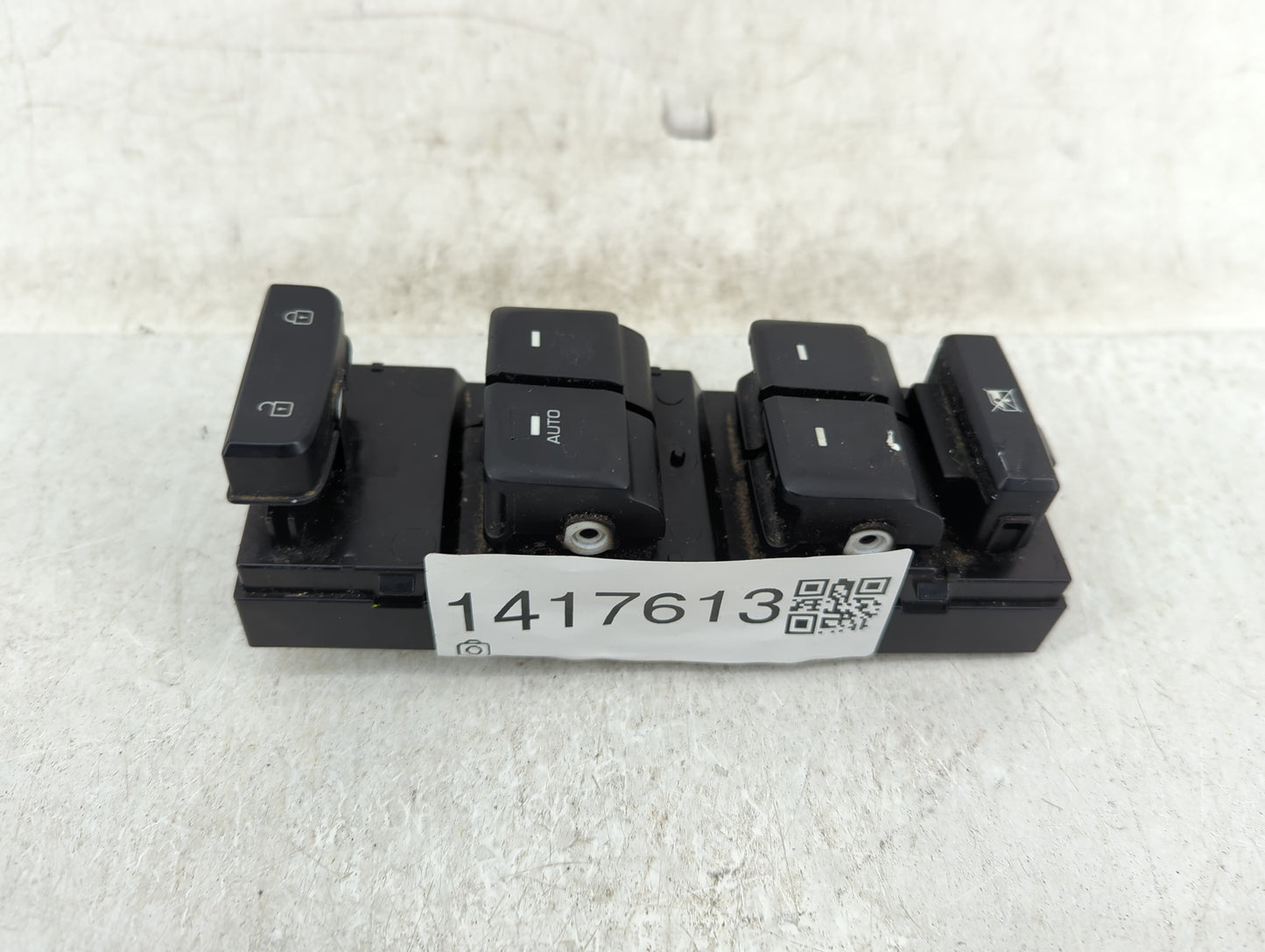 2015-2017 Hyundai Sonata Master Power Window Switch Replacement Driver Side Left P/N:93570-C1000 Fits Fits 2015 2016 2017 OE