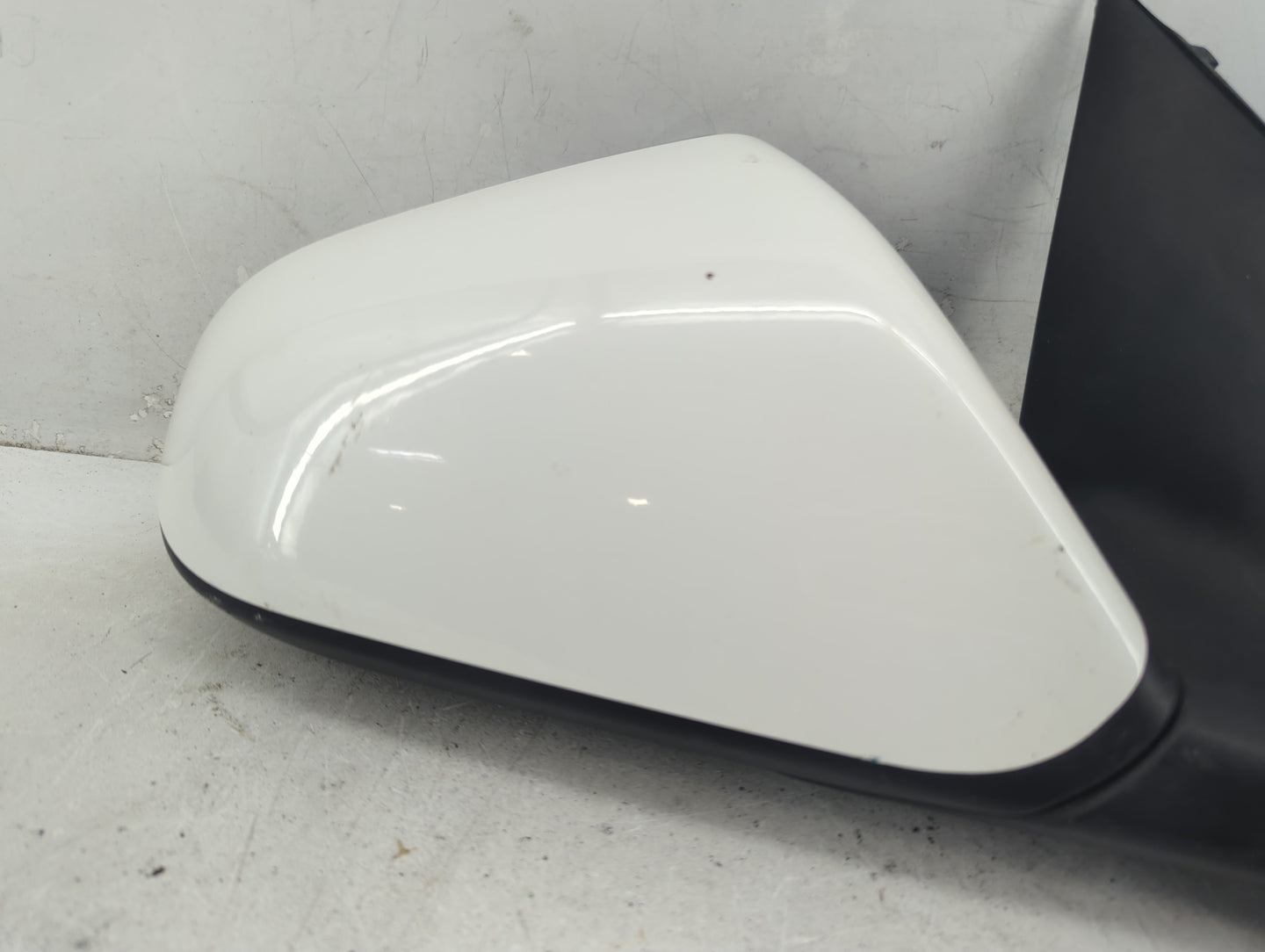 2015 Hyundai Sonata Passenger Side View Mirror - Right Door Mirror OEM Used - Oemusedautoparts1.com