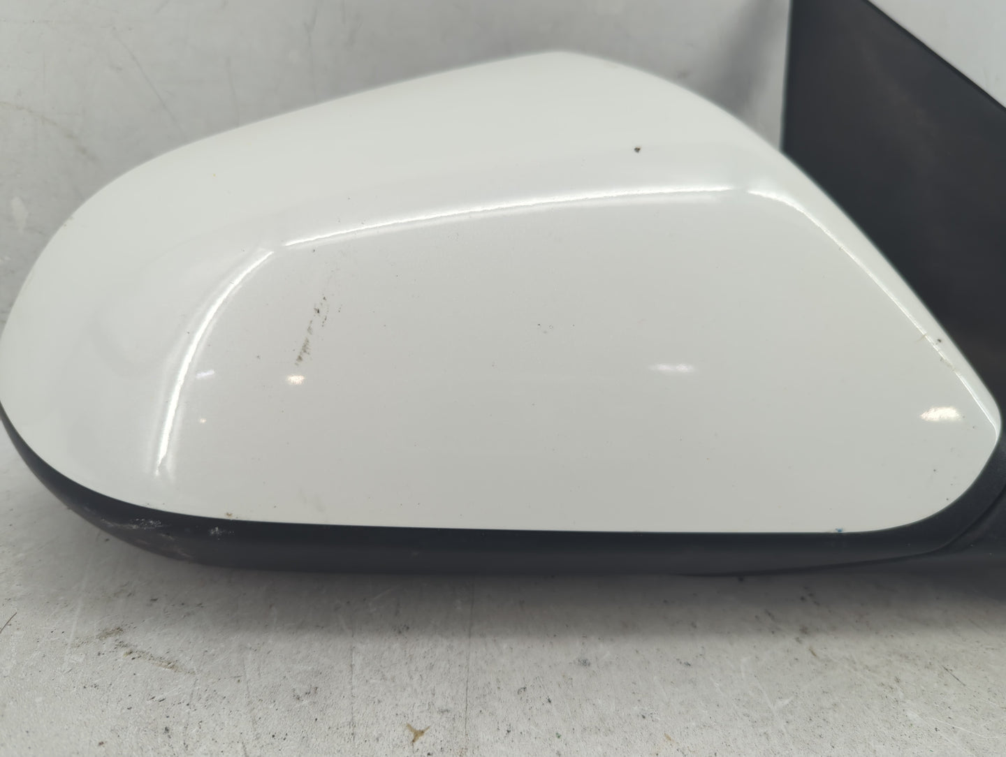 2015 Hyundai Sonata Passenger Side View Mirror - Right Door Mirror OEM Used - Oemusedautoparts1.com