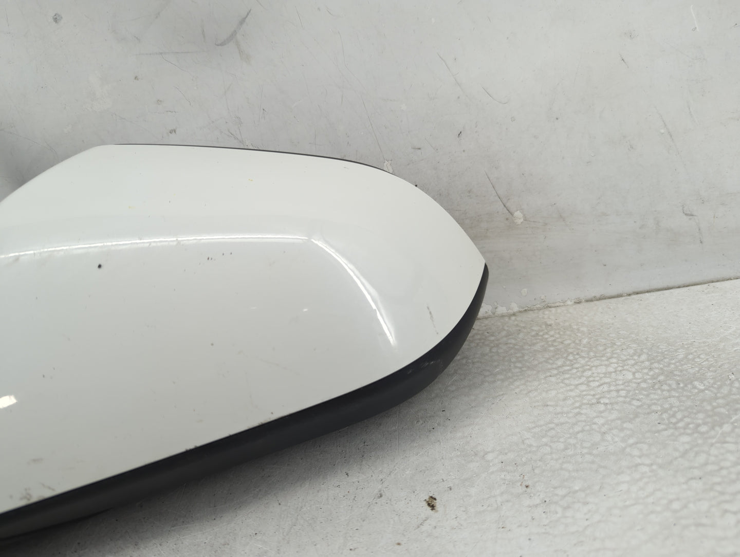 2015 Hyundai Sonata Driver Side View Mirror - Left Door Mirror OEM Used - Oemusedautoparts1.com