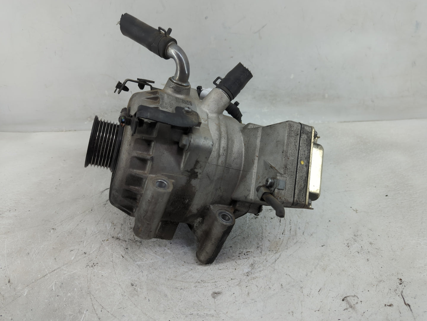 2015-2017 Hyundai Sonata Air Conditioning A/c Ac Compressor Oem - Oemusedautoparts1.com