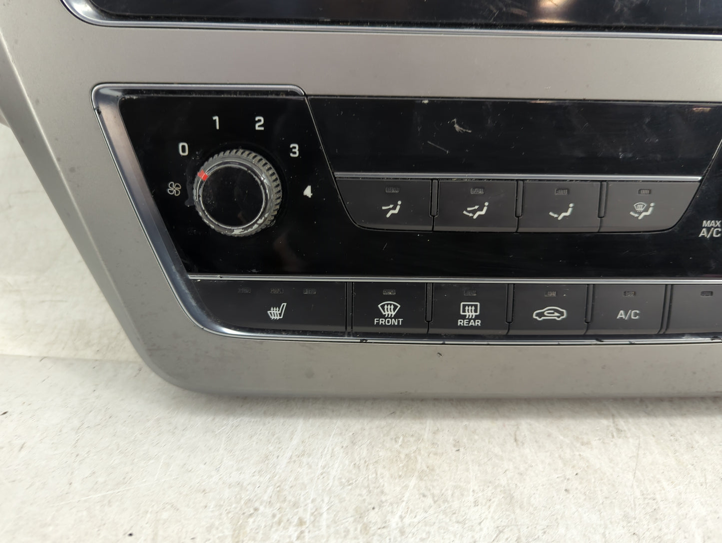 2015 Hyundai Sonata Climate Control Module Temperature AC/Heater Replacement P/N:97250-C1000 97250-C2XXX, 97260-C1000 Fits O