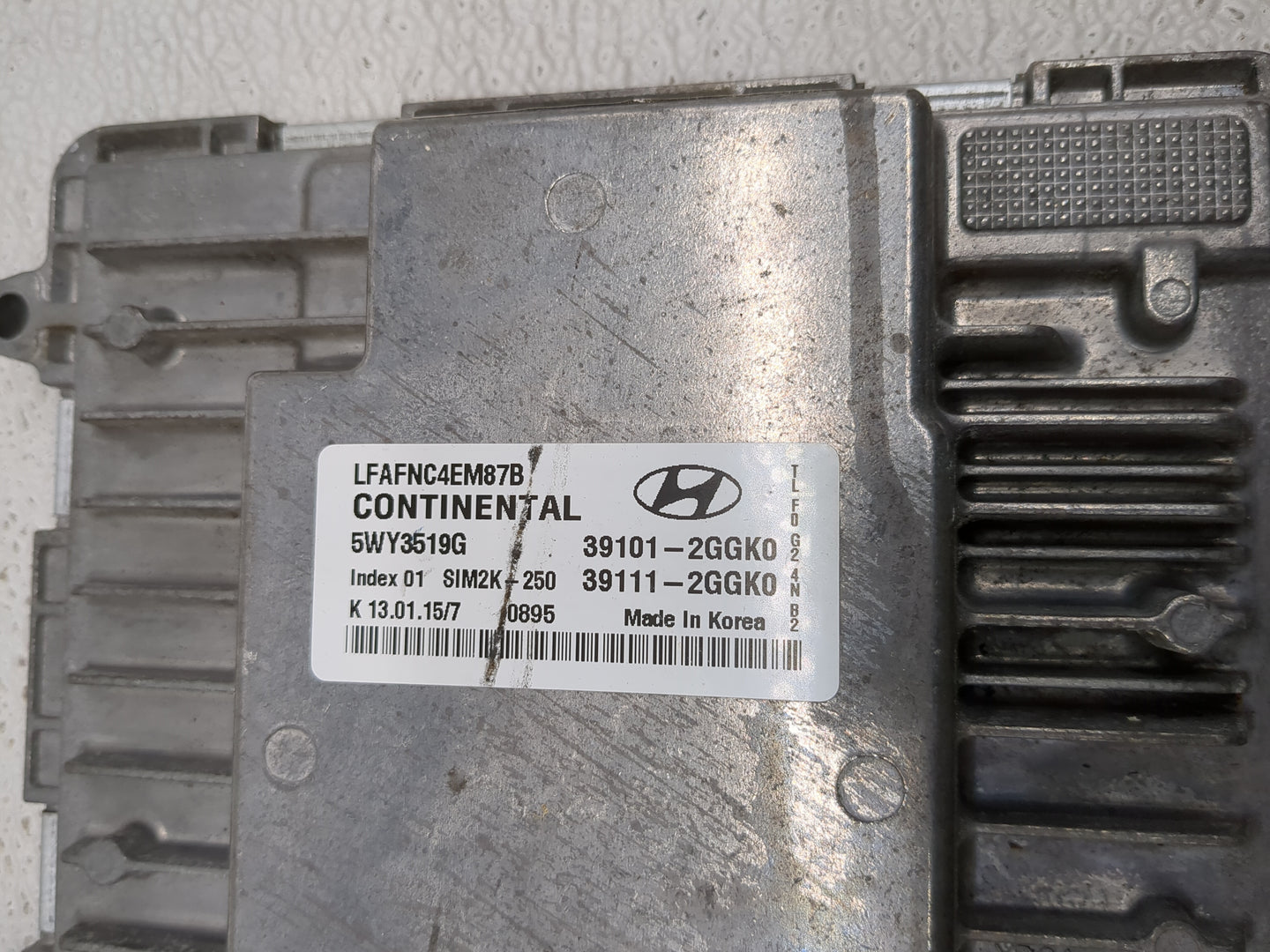 2015-2017 Hyundai Sonata PCM Engine Control Computer ECU ECM PCU OEM P/N:39101-2GGK0 Fits Fits 2015 2016 2017 OEM Used Auto 