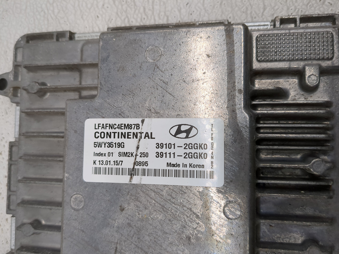 2015-2017 Hyundai Sonata PCM Engine Control Computer ECU ECM PCU OEM P/N:39101-2GGK0 Fits Fits 2015 2016 2017 OEM Used Auto 