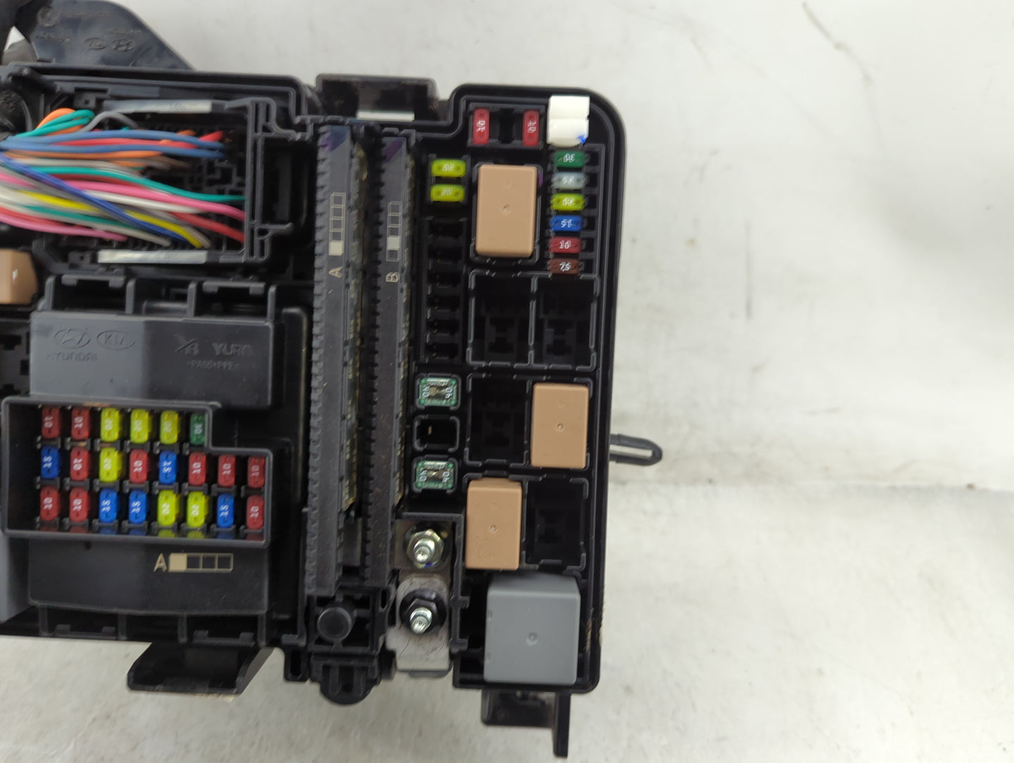 2015 Hyundai Sonata Fusebox Fuse Box Panel Relay Module P/N:6423-0102-7-000 Fits OEM Used Auto Parts - Oemusedautoparts1.com