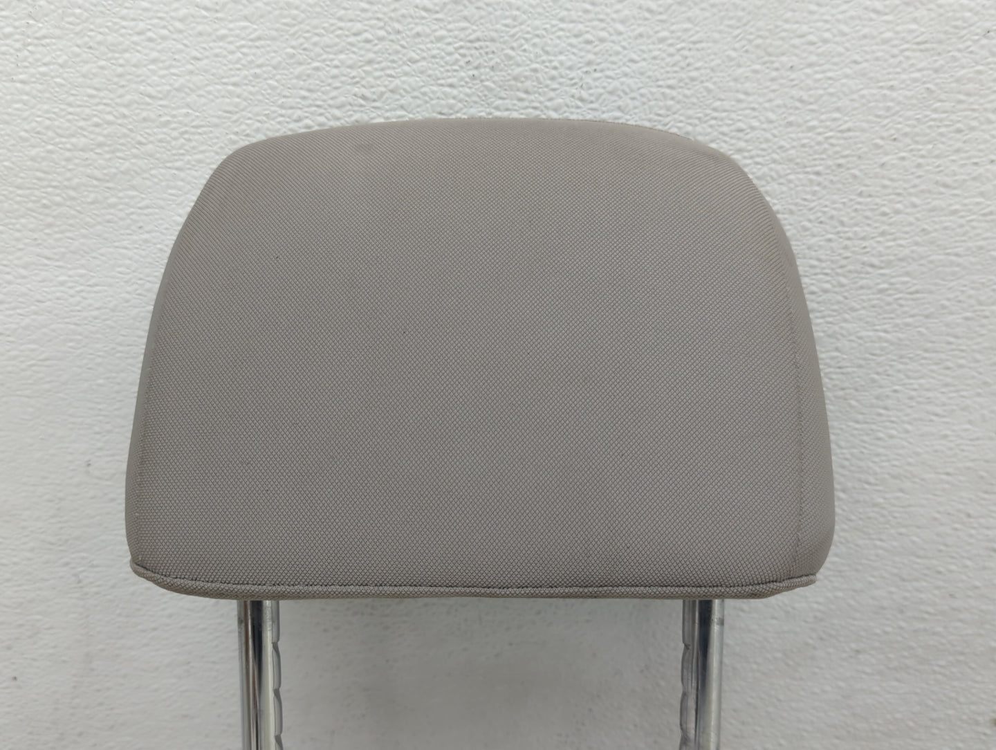2015-2017 Hyundai Sonata Headrest Head Rest Front Driver Passenger Seat Fits Fits 2015 2016 2017 OEM Used Auto Parts - Oemus