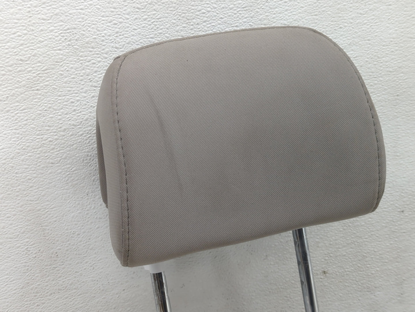 2015-2017 Hyundai Sonata Headrest Head Rest Front Driver Passenger Seat - Oemusedautoparts1.com