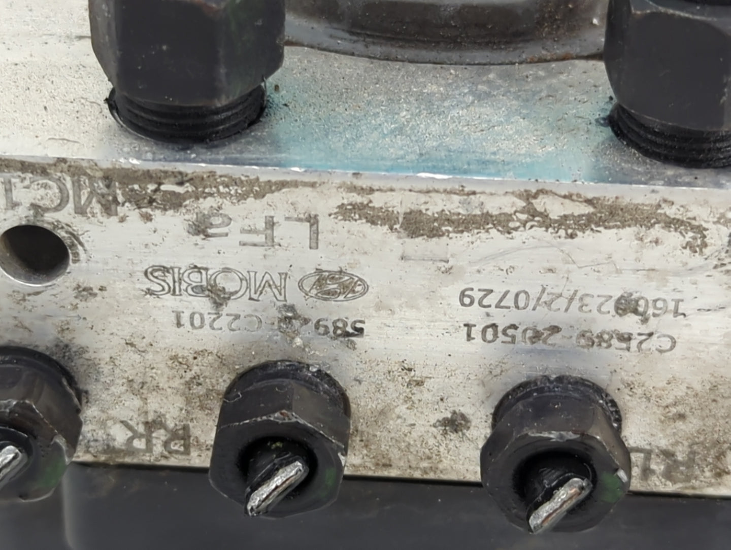 2015 Hyundai Sonata ABS Pump Control Module Replacement P/N:58920-C2201 Fits OEM Used Auto Parts - Oemusedautoparts1.com