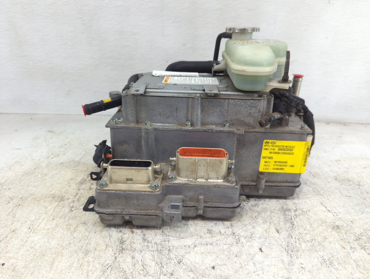 2011 Sonata Ac Dc Power Control Module Accessory Computer Power Inverter - Oemusedautoparts1.com