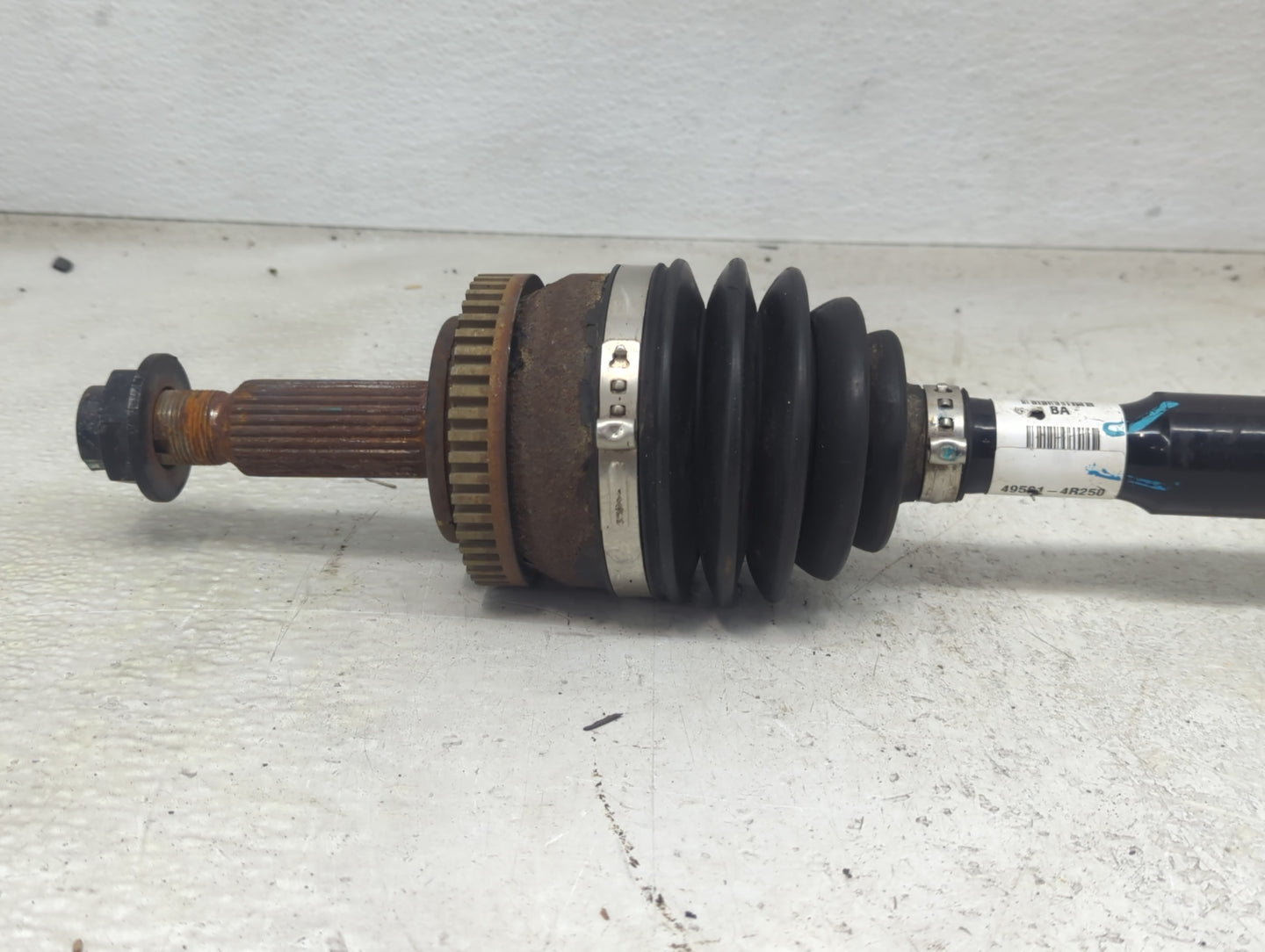 2011-2015 Hyundai Sonata Axle Shaft Front Passenger Cv C/v - Oemusedautoparts1.com