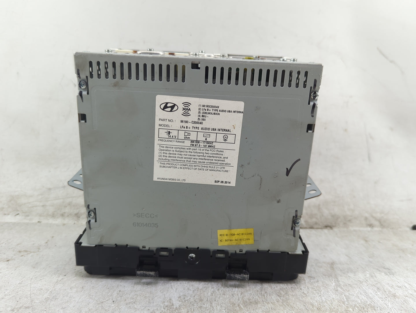 2015-2017 Hyundai Sonata Radio AM FM Cd Player Receiver Replacement P/N:96180-C20004X Fits Fits 2015 2016 2017 OEM Used Auto