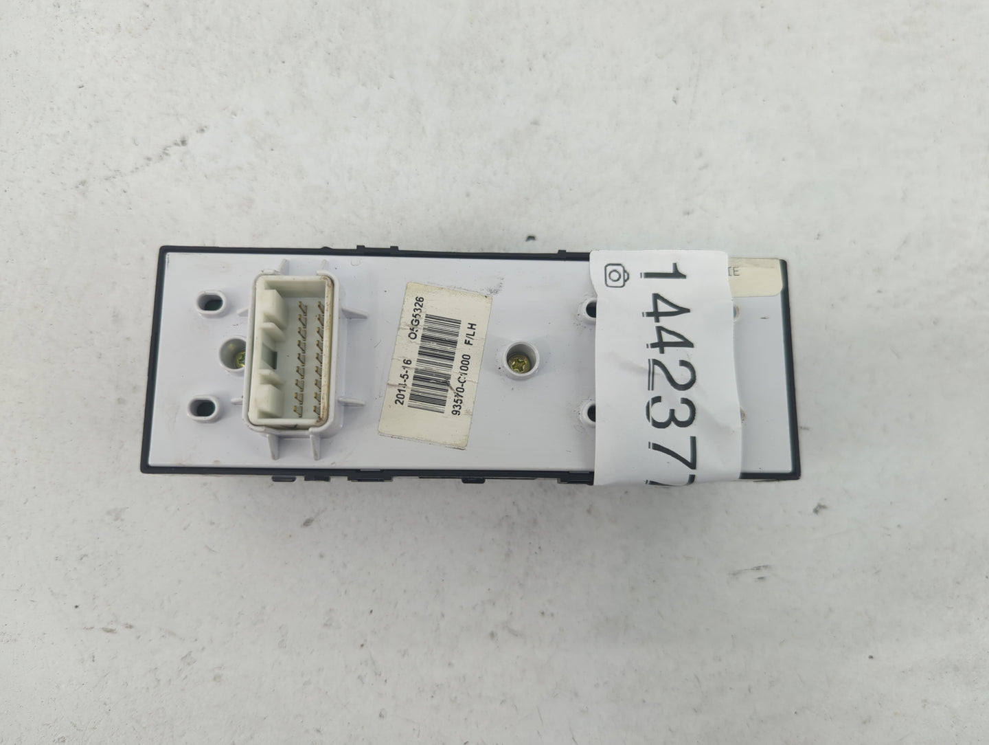 2015-2017 Hyundai Sonata Master Power Window Switch Replacement Driver Side Left P/N:93570-C1000 Fits Fits 2015 2016 2017 OE