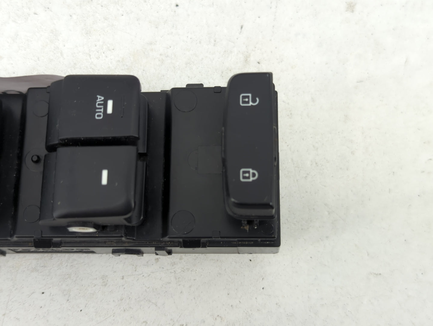 2015-2019 Hyundai Sonata Master Power Window Switch Replacement Driver Side Left P/N:93570-C1000 Fits OEM Used Auto Parts - 