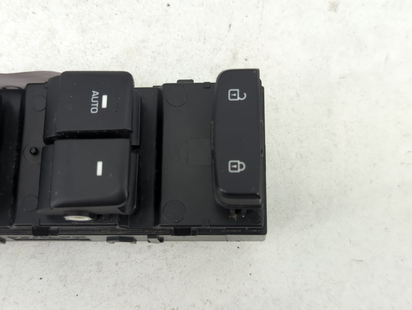 2015-2019 Hyundai Sonata Master Power Window Switch Replacement Driver Side Left P/N:93570-C1000 Fits OEM Used Auto Parts - 