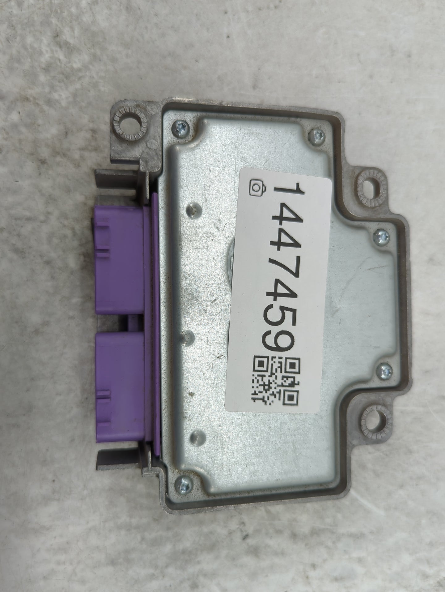 2015 Hyundai Sonata Safety Restraint Srs Airbag Control Module - Oemusedautoparts1.com