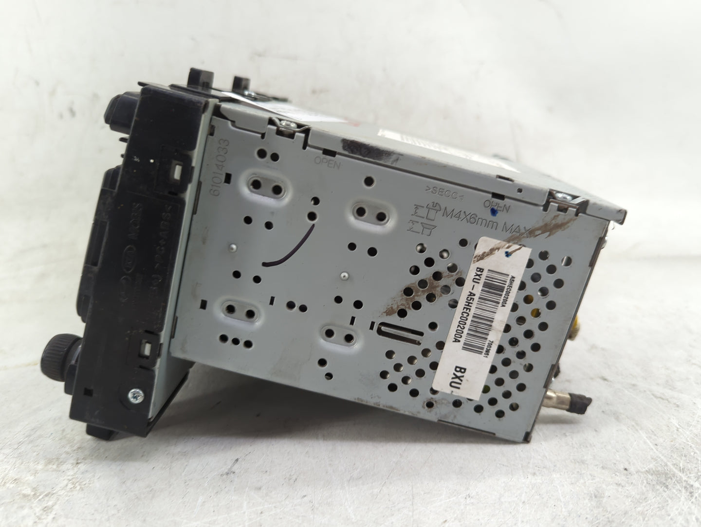 2015 Hyundai Sonata Radio AM FM Cd Player Receiver Replacement P/N:96180-C20504X A5HEC00200A Fits OEM Used Auto Parts - Oemu