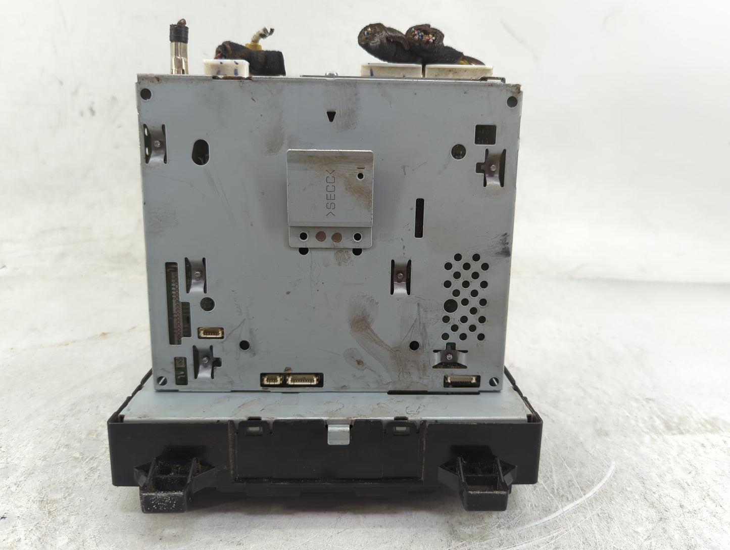 2015 Hyundai Sonata Radio AM FM Cd Player Receiver Replacement P/N:96180-C20504X A5HEC00200A Fits OEM Used Auto Parts - Oemu