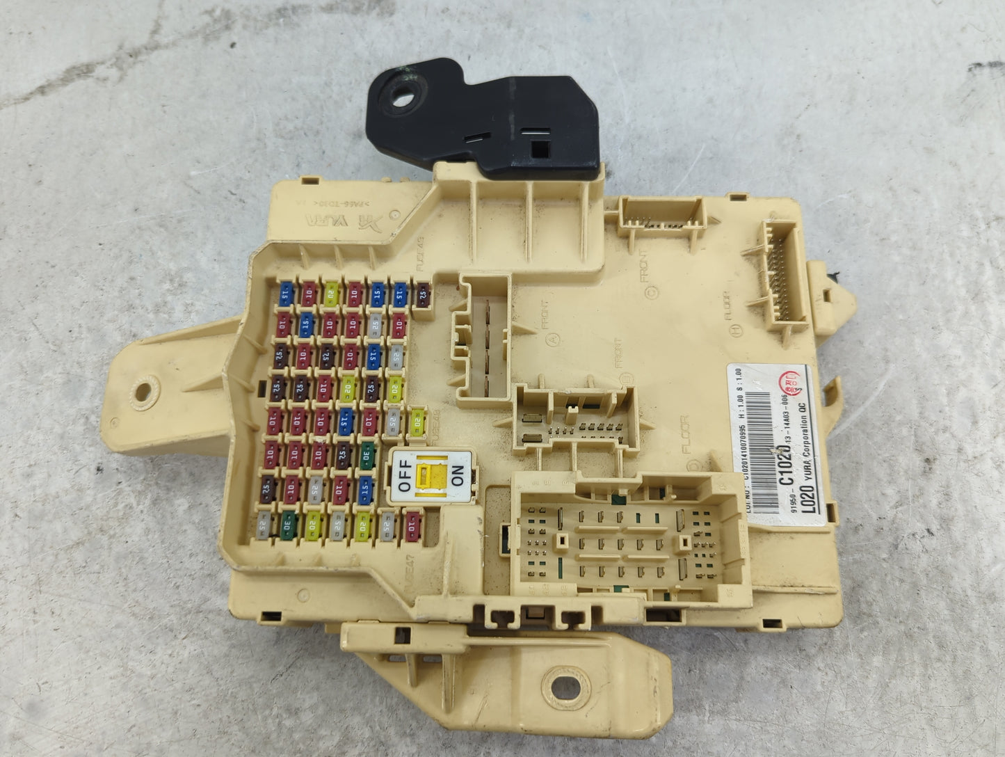 2015-2017 Hyundai Sonata Body Control Module Bcm Inner Cabin Fuse Box - Oemusedautoparts1.com