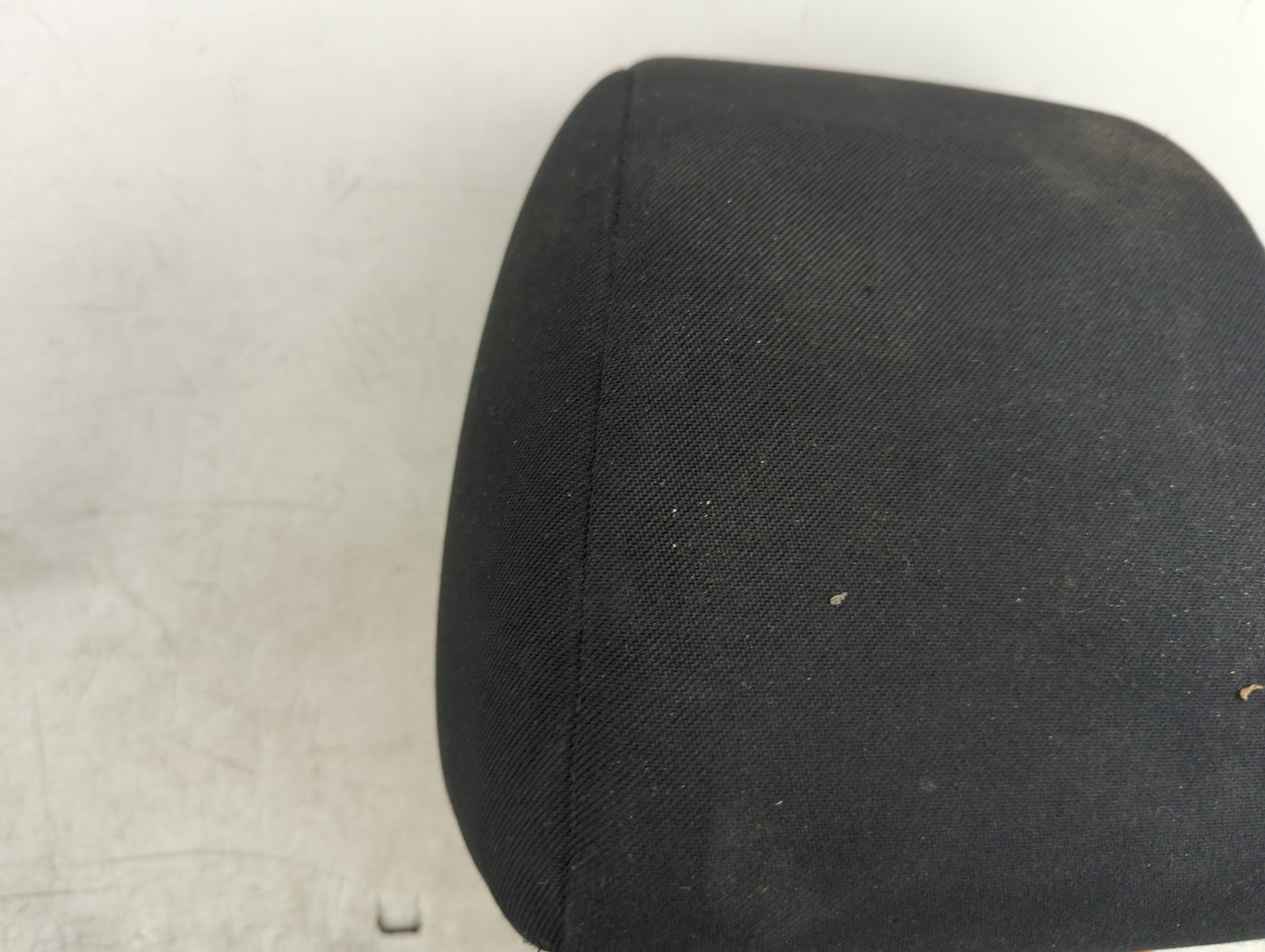 2015-2017 Hyundai Sonata Headrest Head Rest Front Driver Seat Black - Oemusedautoparts1.com