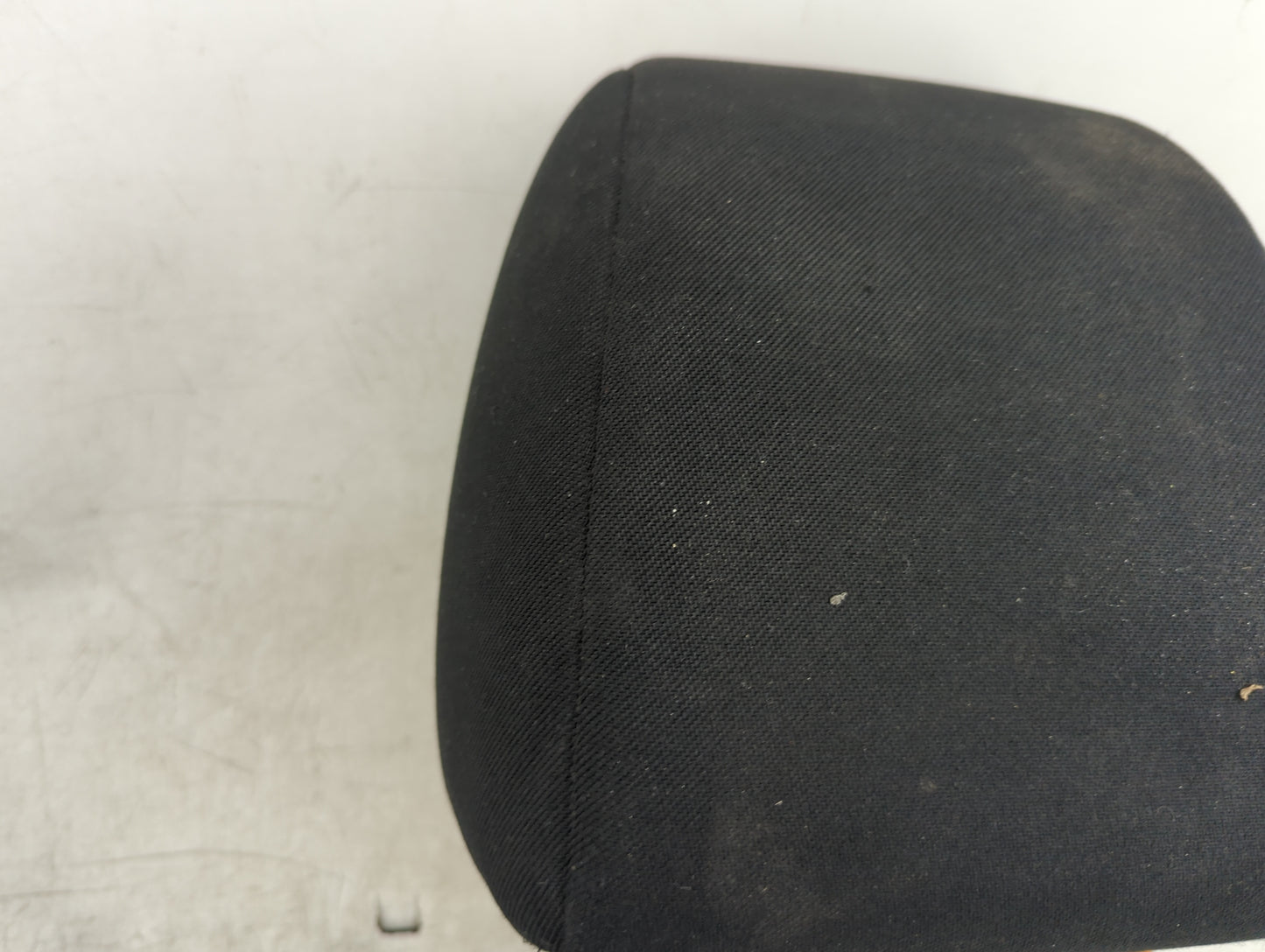 2015-2017 Hyundai Sonata Headrest Head Rest Front Driver Seat Black - Oemusedautoparts1.com