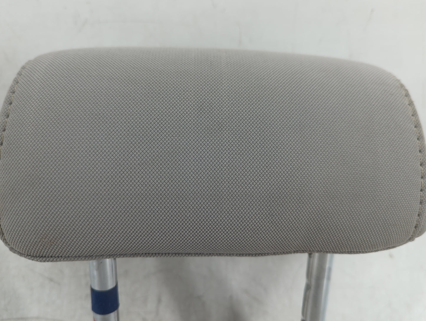 2015-2017 Hyundai Sonata Headrest Head Rest Front Driver Passenger Seat Fits Fits 2015 2016 2017 OEM Used Auto Parts - Oemus