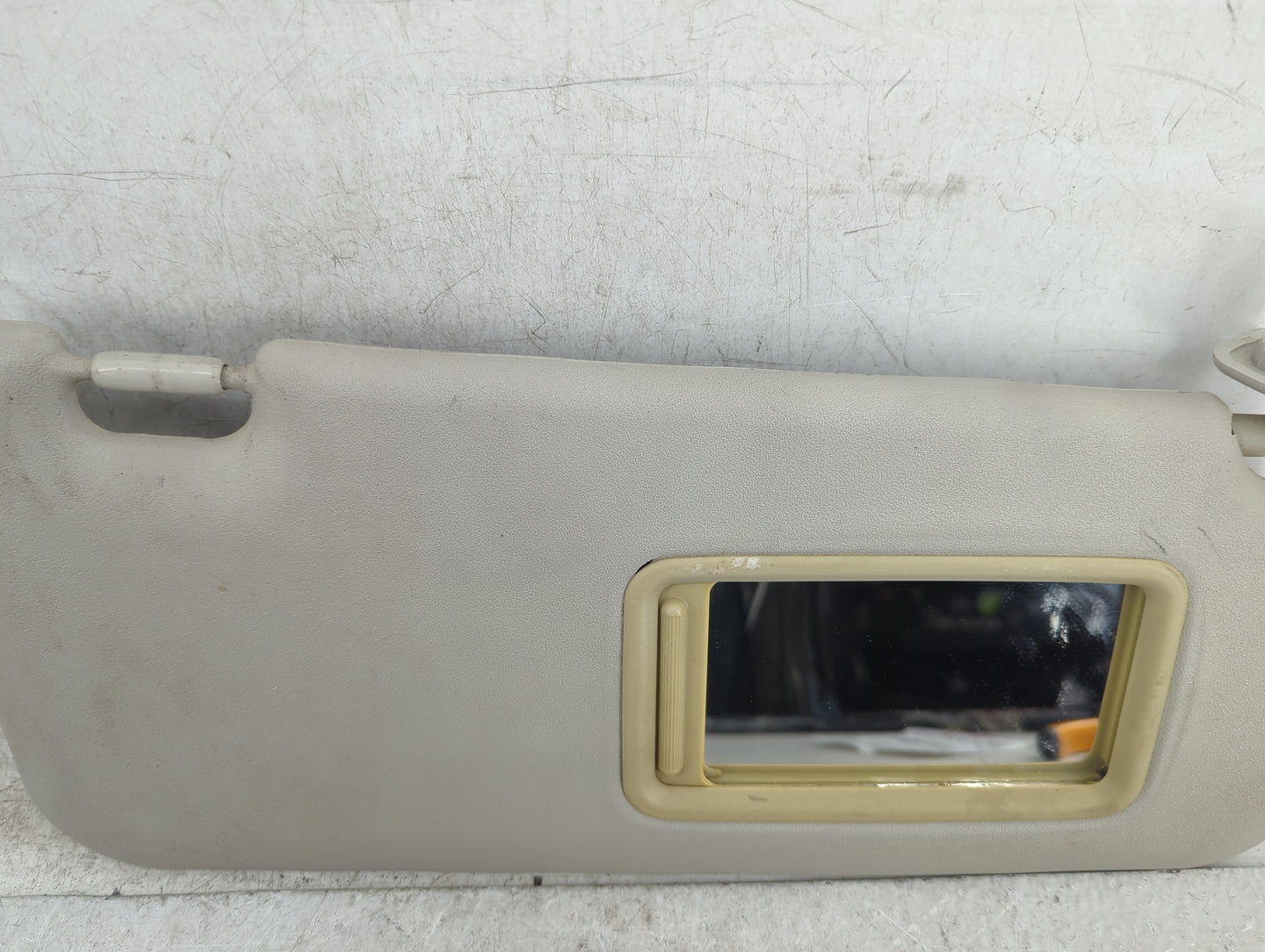 2015-2019 Hyundai Sonata Sun Visor Shade Replacement Driver Left Mirror Fits Fits 2015 2016 2017 2018 2019 OEM Used Auto Par