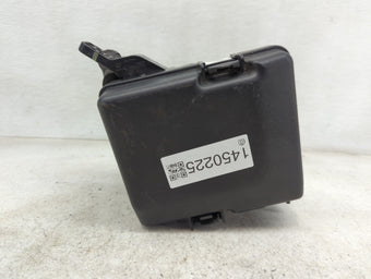 compare product 2015 Hyundai Sonata Fusebox Fuse Box Panel Relay Module P/N:91200C2010LA Fits OEM Used Auto Parts