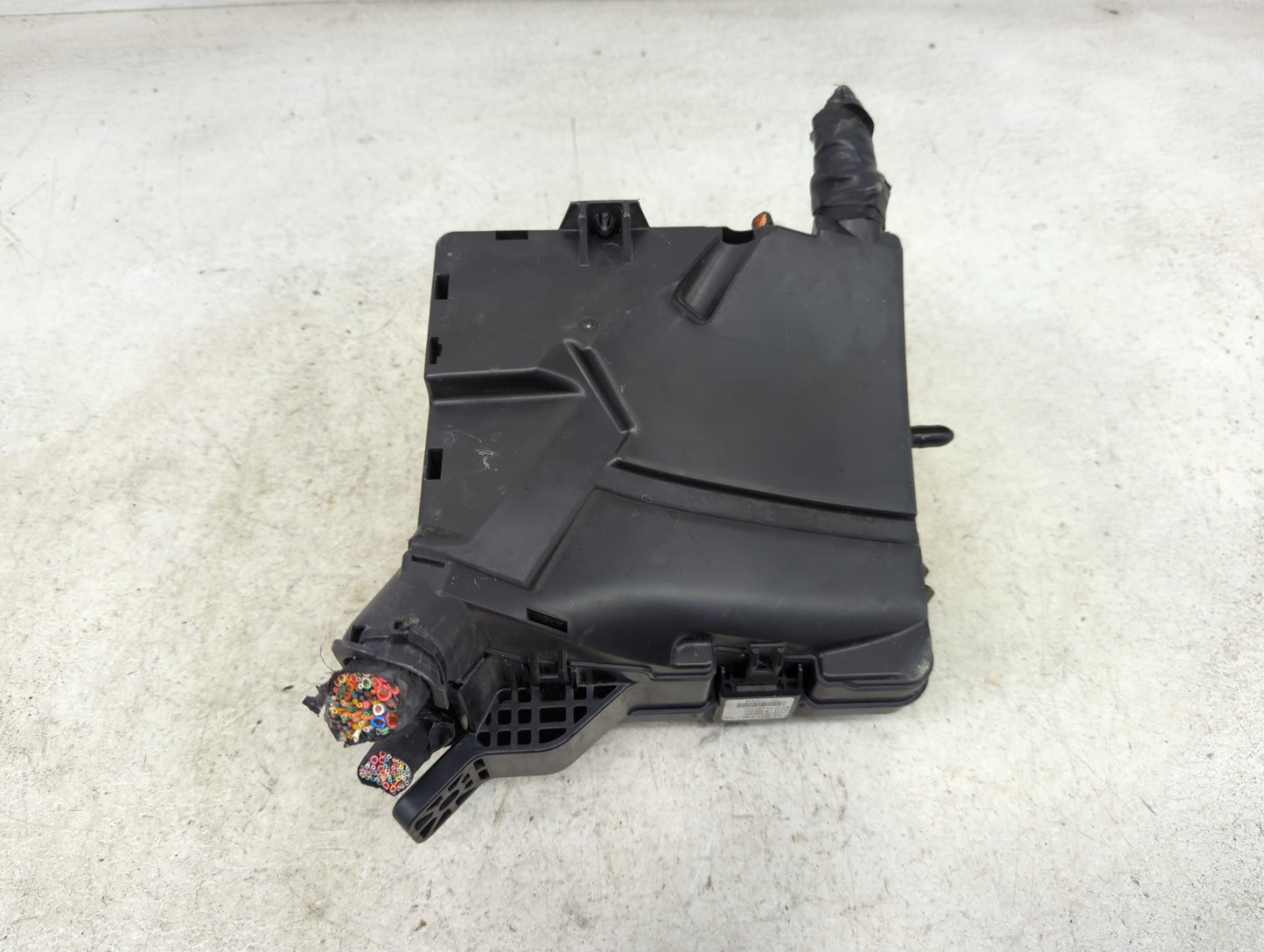 2015 Hyundai Sonata Fusebox Fuse Box Panel Relay Module P/N:91200C2010LA Fits OEM Used Auto Parts - Oemusedautoparts1.com