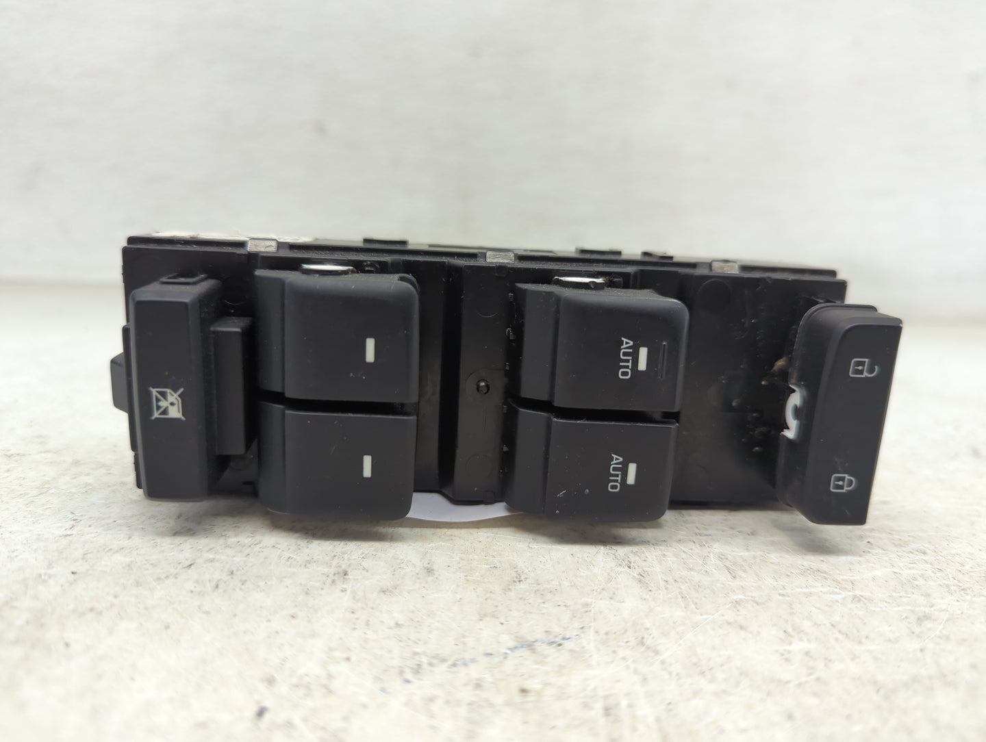 2015-2019 Hyundai Sonata Master Power Window Switch Replacement Driver Side Left P/N:93570-C1010 Fits OEM Used Auto Parts - 